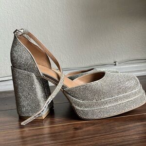 Women's Bianca Rhinestone Platform Pumps - Wild Fable Silver